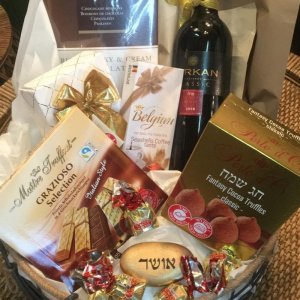 מארזי שוקולד ויין