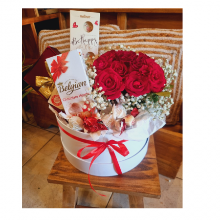 מארז שוקולד וורדים